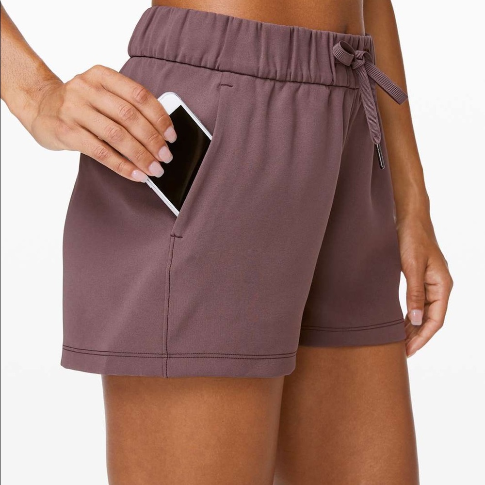 Lululemon On The Fly Short